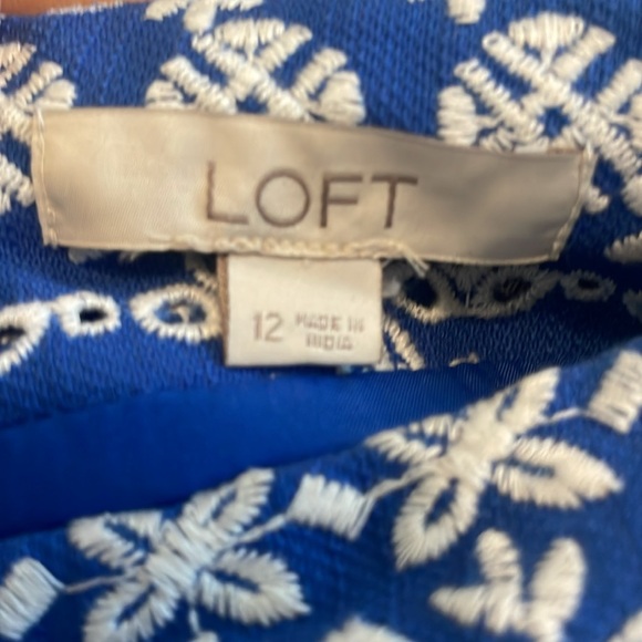 LOFT blue mini skit with white embroidery. Size 12 - Picture 6 of 7